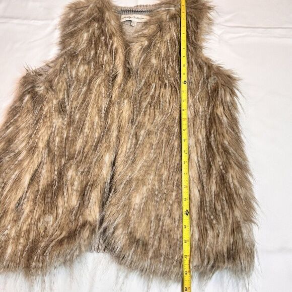 Daisy Jones Sz L Sebby Collection Faux Fur Vest Beige Tan Hippy Boho Festival - Picture 7 of 12